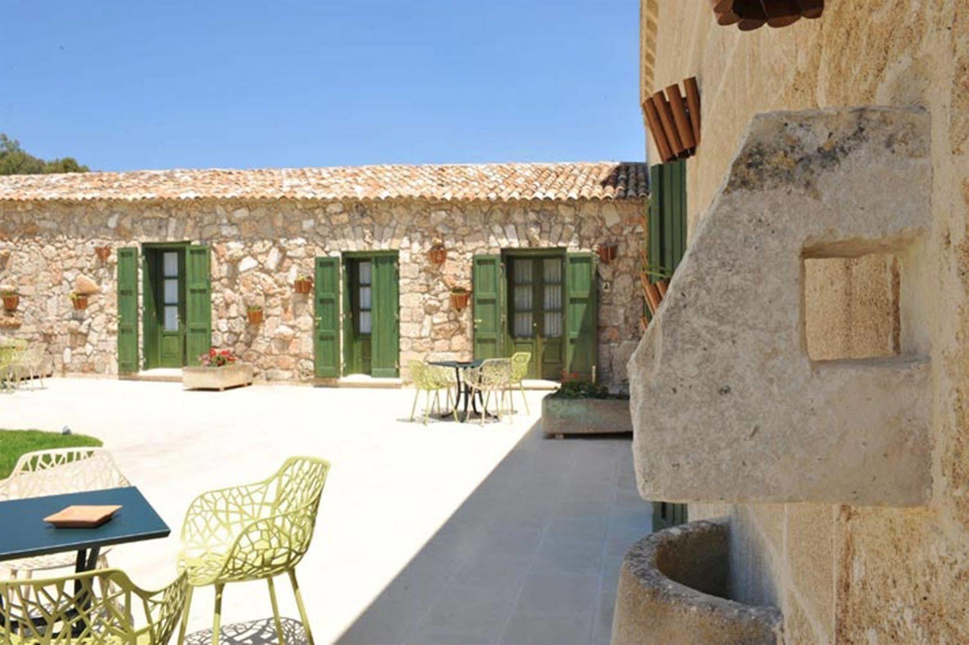 Masseria Pizzofalcone Supersano Exterior photo